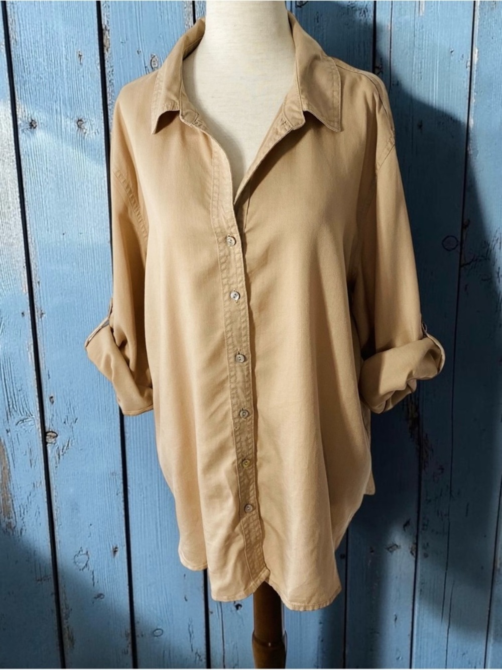 HESTER & ORCHARD Tan Tencel Blouse - Picture 4 of 8